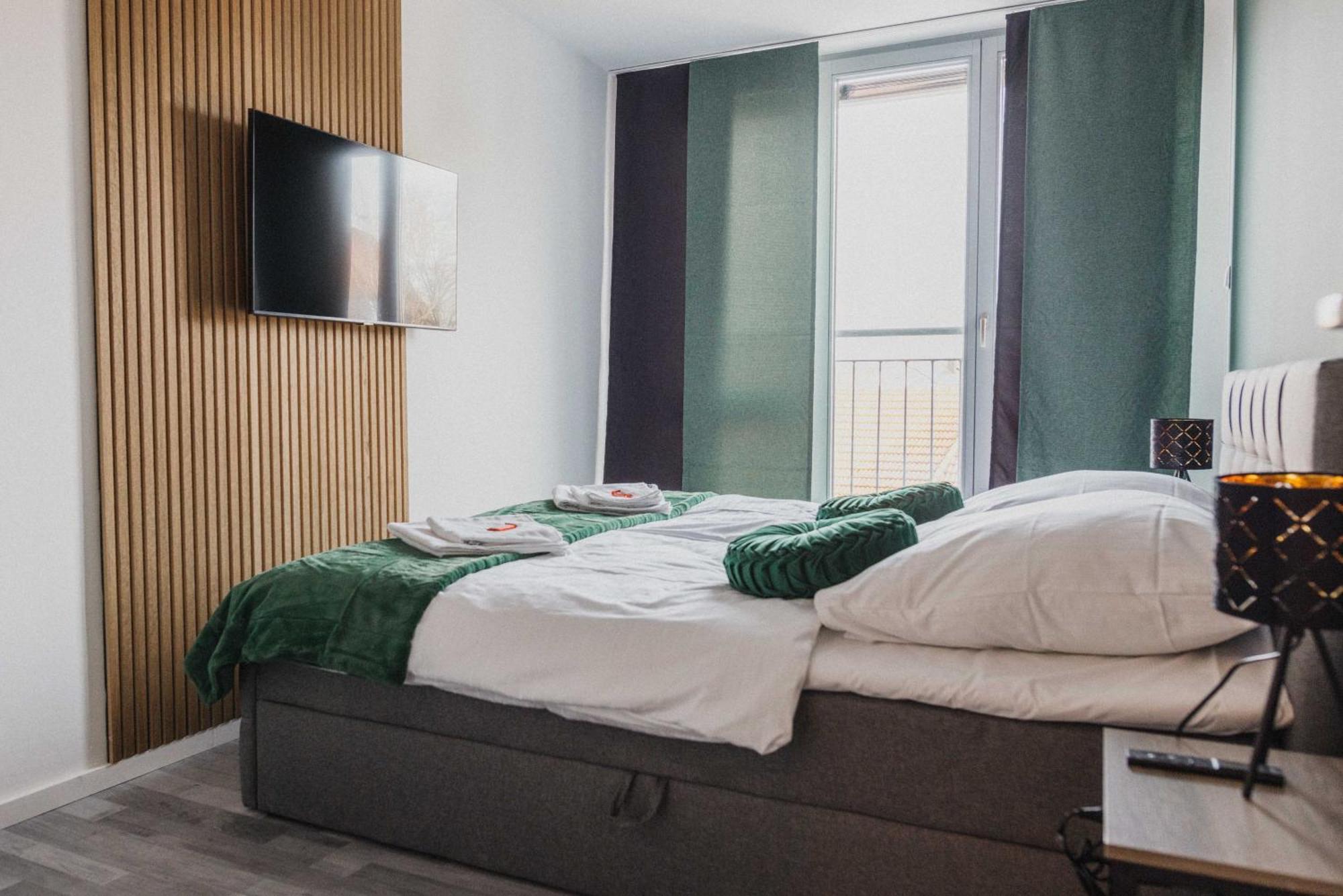 Luxury 4 Bedroom Apartment/Therme Erding/Parking Exteriör bild