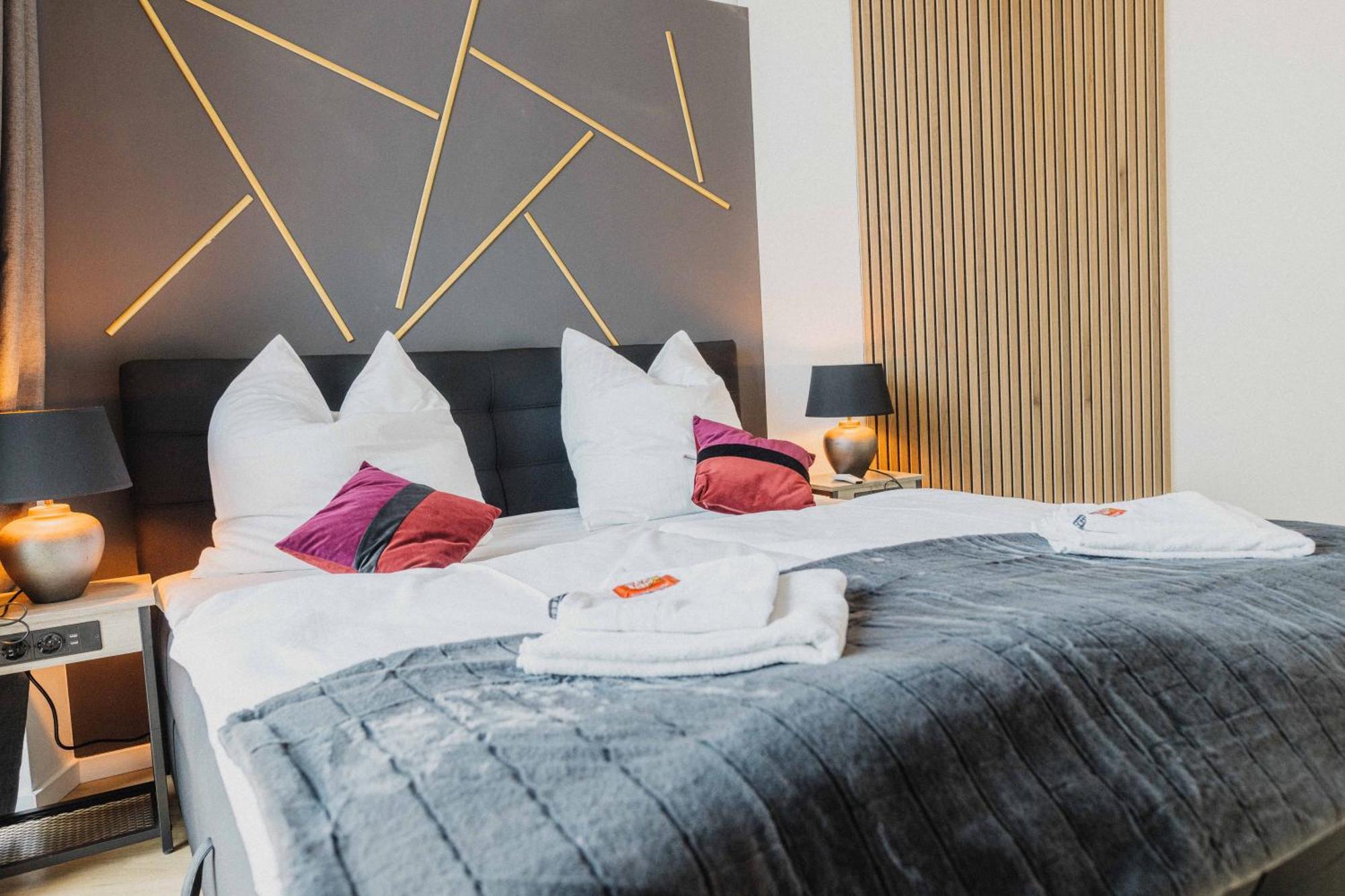 Luxury 4 Bedroom Apartment/Therme Erding/Parking Exteriör bild